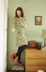 late 1930's dress, green floral print, and the first day of autumn