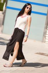 BLACK MAXI SKIRT + FLUOR NECKLACE