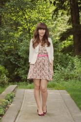 Look Book: Floral Dresses & Summer Blazers