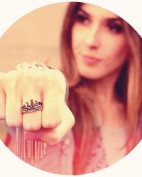 FashionCooltureShop: crown ring!