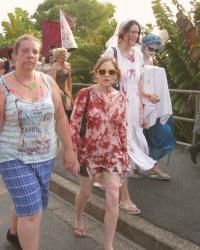 Zombie Walk: Failed Tie-Dye Tunic, Grey Shorts, Yellow Sunnies