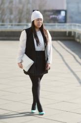 Sleeveless blazer and Pleated skirt 