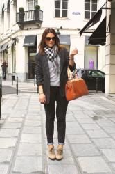 My look / Brussels casual / Black pants grey jacket brown bag