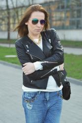 BOYFRIEND JEANS & LEATHER JACKET