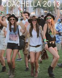 COACHELLA STREET STYLE