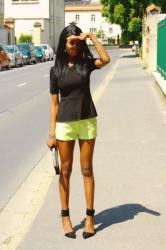 Top peplum et short neon 