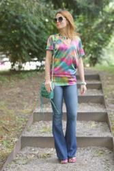 Hippie style: bell bottoms and Lita flower 