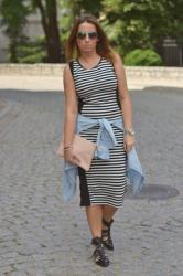 STRIPED DRESS & COCCINELLE BAG