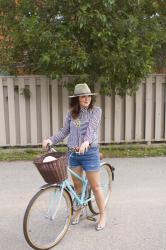 (Style Post)-Biking around.