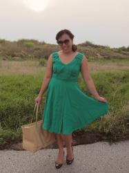 Ann Taylor Crepe Full Skirt Dress Review