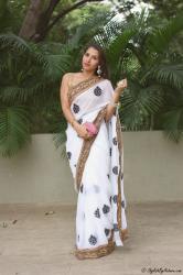 Best way to Wear ethnic Indian Saree 