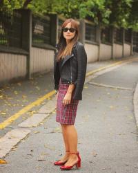 PLAID SKIRT