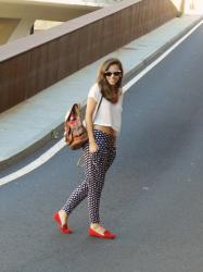 In polka dots pants... Again!