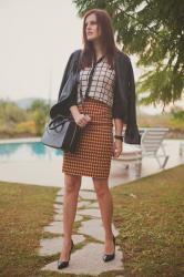 OFFICE OUTFIT IDEA: checked blouse and printed skirt 