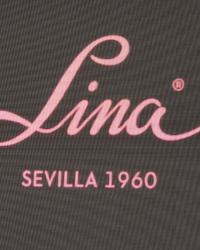 La gata rosa de LINA