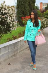 Aquamarine Raincoat - Gabardina aguamarina