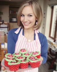 Sweet Sunday: Watermelon Slice Cupcakes!