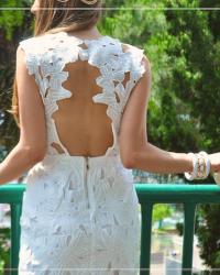 Latests Obsessions: vestito di pizzo bianco e tiara