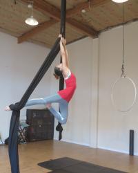 Beginner Silk (Tissu) Class at Aerial Fitness Orange County in Costa Mesa