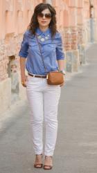 White jeans & boyfriend shirt