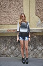 NAVY STRIPES