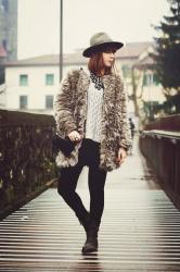 Stone - a faux fur and a hat