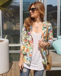 BLAZER WITH FLOWERS