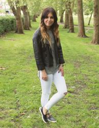 Outfit // House of Fraser white rip knee jeans