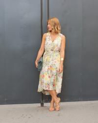 Vestido midi flores