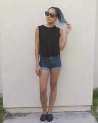 How to Wear a Simple Tank with High-Waisted Jean Shorts