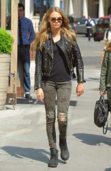 Celeb Style For Less: Cara Delevingne