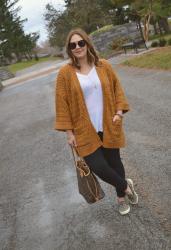 Oversize Sweater Style