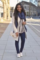 Janvier : Look beige et bleu