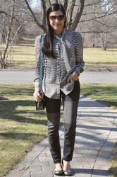 {outfit} Grayscale