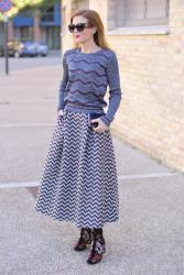 Winter holidays look: double chevron print