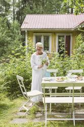 Muotisuunnittelija Ilona Pellin yli satavuotias torppa Iitissä