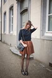 Outfit: bronze skirt and embellished collar