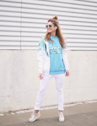 LOOK EN BLANCO CON SUDADERA