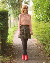 Outfit | Zwierig rokje en roze blouse