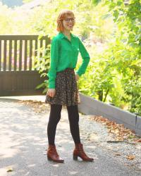 Outfit | In mijn groene blouse tussen het groen