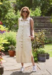 Long and Loose Cream Denim Dress • Simple Summer Outfit 