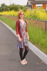 Outfit | Tussen de bloemen in een bloemenjurk van Tantilly