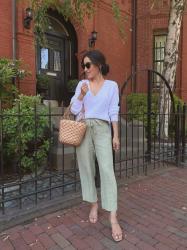 Petite-friendly summer staples: linen pants + slouchy sweater