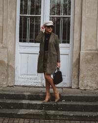 Czółenka na słupku ARIA KHAKI kupbuty.com – codzienny look