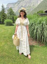 Styling Tipps für das perfekte Maxikleid für den Sommer