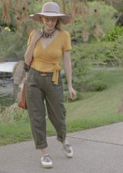 Classic & Unusual- What Colors To Wear With Olive Green Pants