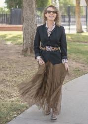 How To Wear A Tulle Skirt For Older Women