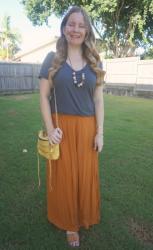 Orange and Grey Tee and Skirt Outfits With Yellow Bag