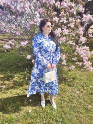 Wiosenna stylizacja z sukienką maxi w kwiaty