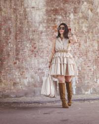 LA ROBE A VOLANTS ET LES COMPLIMENTS QUI VONT AVEC…